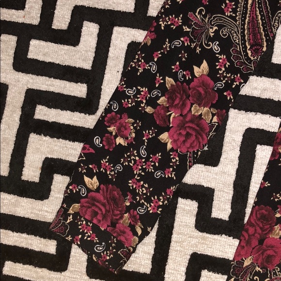 Rose Printed Dress - Picture 5 of 5